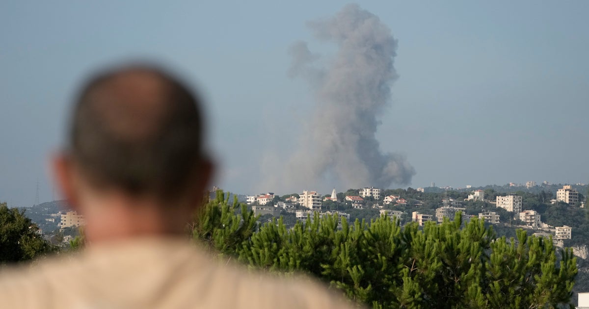NextImg:Israeli Strike Kills 23 Syrian Workers And Family Members In Lebanon, Officials Say