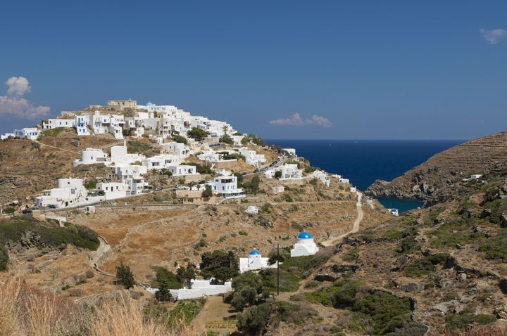 A View of Kastro, The Hilltop Town on Sifnos. Kastro, Sifnos, Cyclades, Greek Islands, Greece. (Photo by: Ellen Rooney/Design Pics Editorial/Universal Images Group via Getty Images)