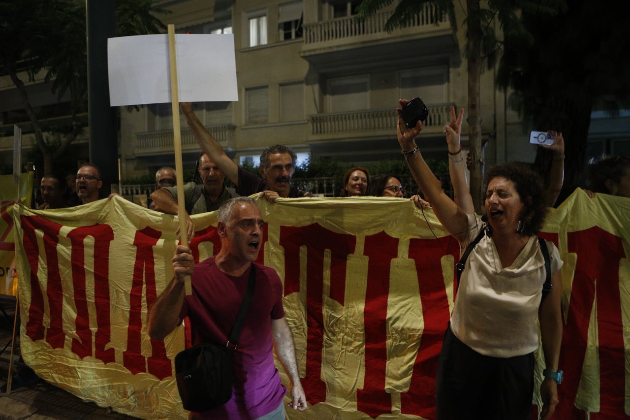 Συγκέντρωση διαμαρτυρίας από τον Σύλλογο Ελλήνων Αρχαιολόγων με αφορμή την παραχώρηση του Βυζαντινού και Χριστιανικού Μουσείου στη διάθεση της οικογένειας Γλύξμπουργκ για την διοργάνωση γαμήλιας δεξίωσης, Παρασκευή 27 Σεπτεμβρίου 2024. (ΣΩΤΗΡΗΣ ΔΗΜΗΤΡΟΠΟΥΛΟΣ/EUROKINISSI)