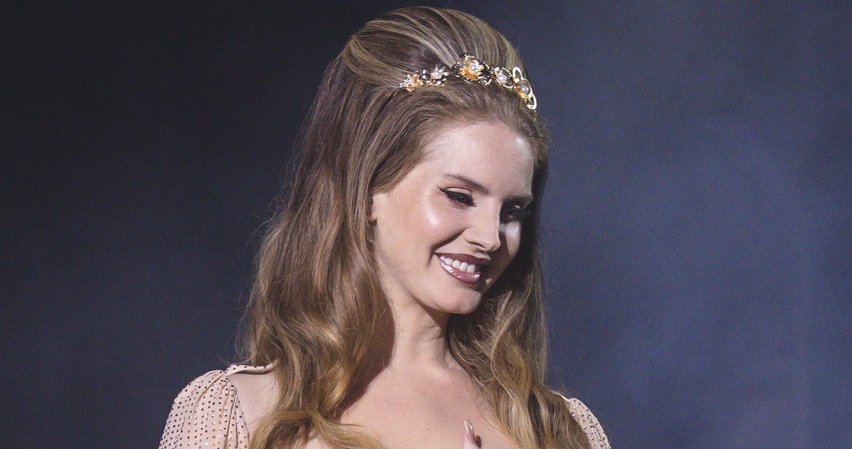 Lana Del Rey Marries Alligator Tour Guide In Surprise Bayou Wedding