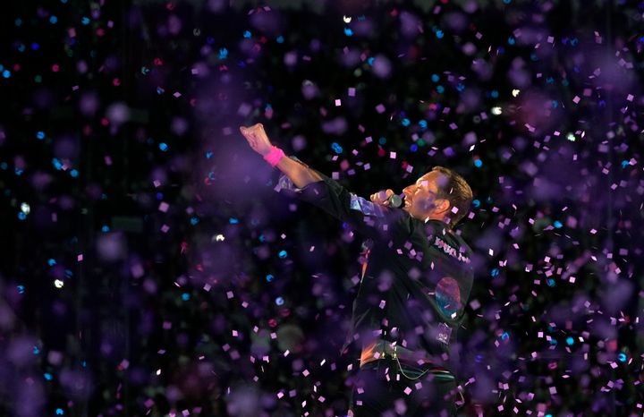 Ο Κρις Μάρτιν των Coldplay. (AP Photo/Chris Pizzello)