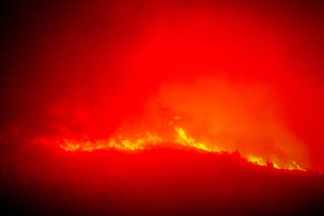 Πυρκαγιά στην περιοχή του Ξυλοκάστρου στην Κορινθία, εικόνες από τα χωριά Ελληνικό και Καλλιθέα (29 Σεπτεμβρίου 2024)