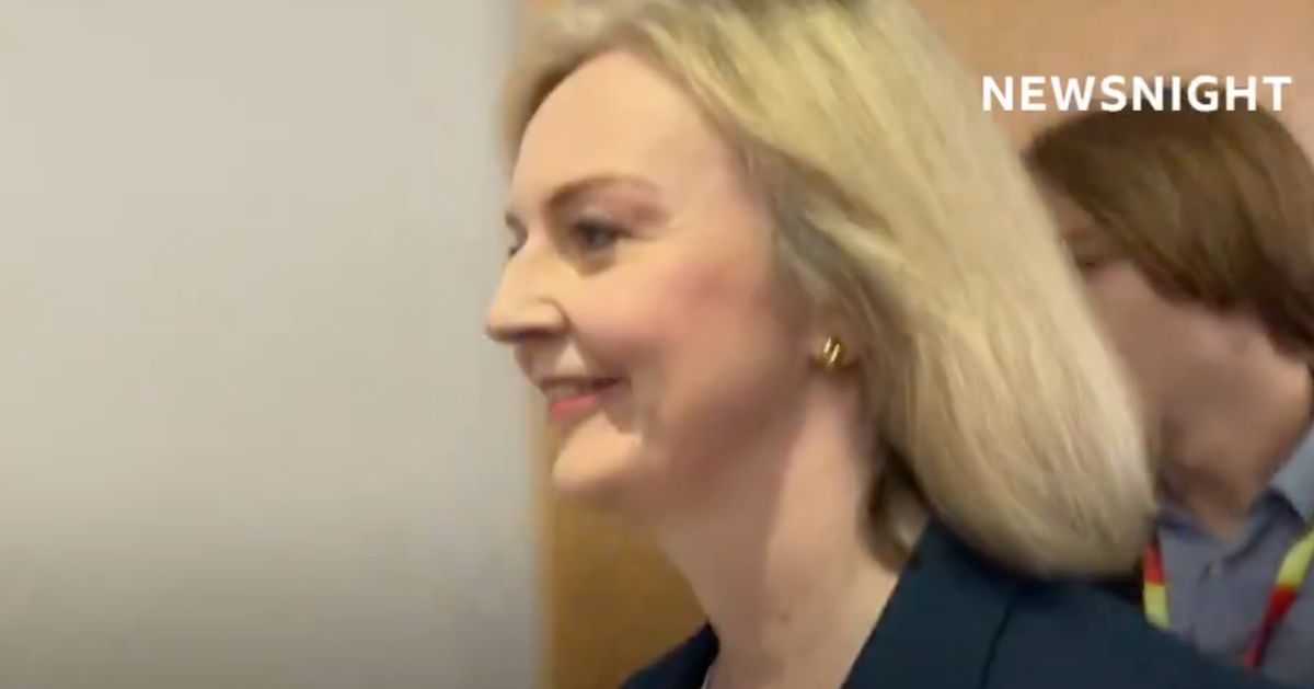 Liz Truss Had The Strangest Reaction To A Reporter’s Persistent Questioning