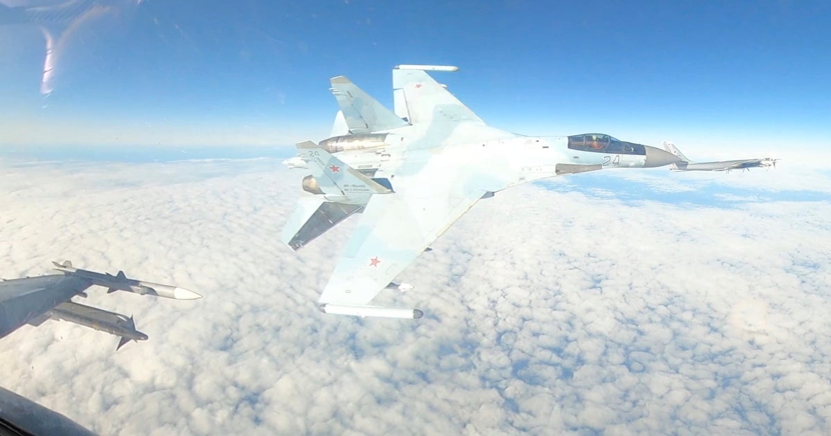 NextImg:WATCH: Russian Fighter Jet Flies Feet Away From F-16 In Pulse-Pounding Moment Near Alaska