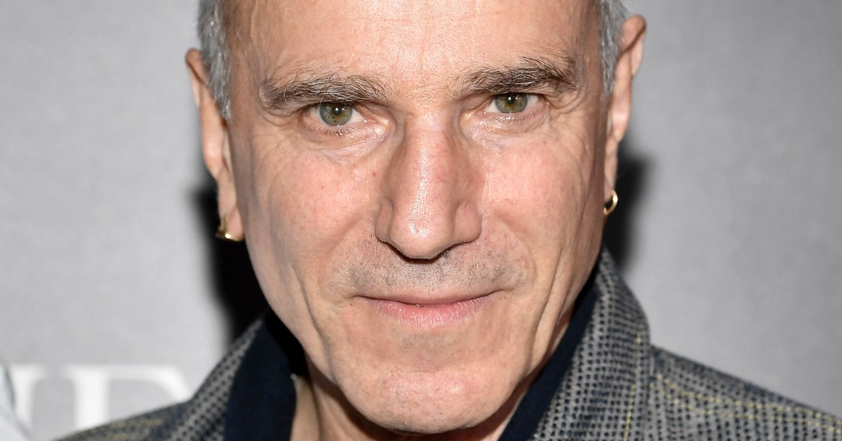 NextImg:Daniel Day-Lewis Officially Ends Acting Retirement To Work On Son's Film