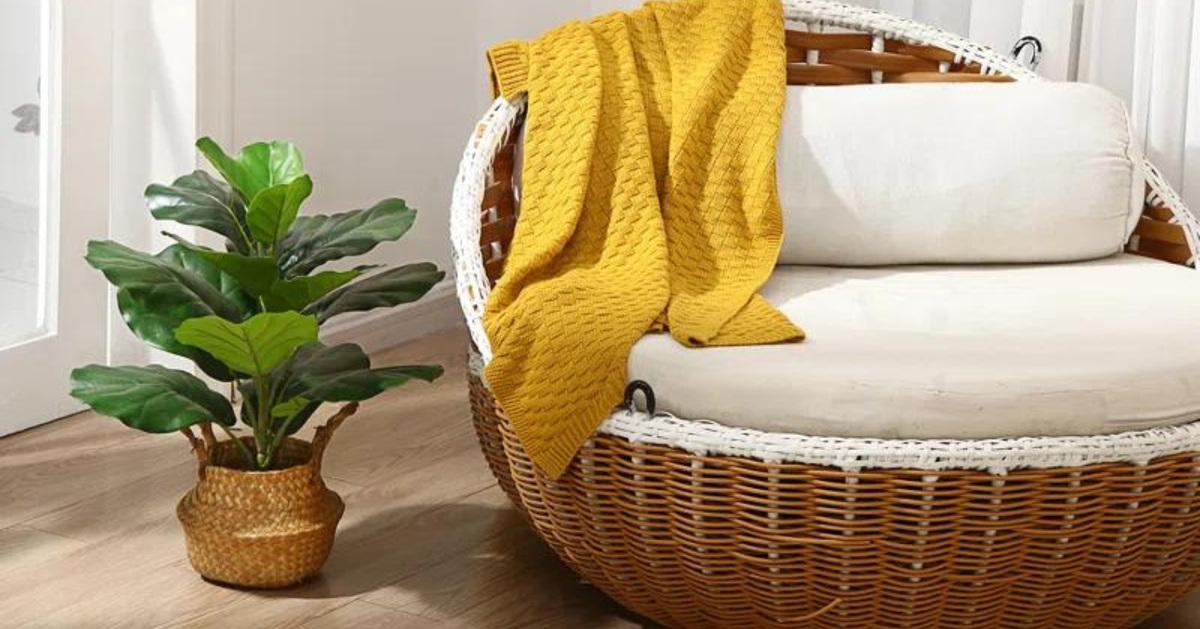 NextImg:Actually Good-Looking Faux Plants For People Who Can't Have Real Ones