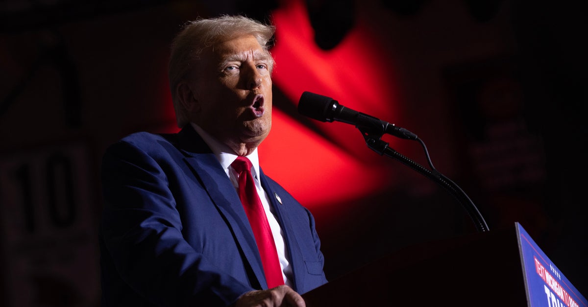 Donald Trump Can’t Help But Bring Up One Of His Biggest Weaknesses