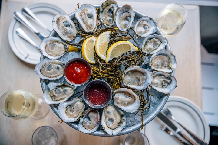 Fresh oysters contain large amounts of zinc.