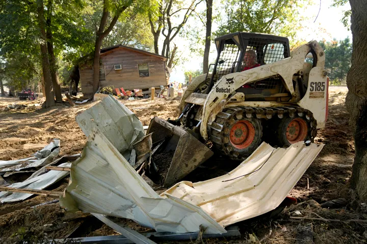 Death Toll From Hurricane Helene Rises To 227 As Grim Task Of Recovering Bodies Continues (huffpost.com)