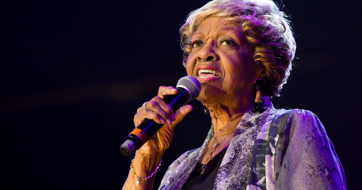 NextImg:Cissy Houston, Whitney Houston's Grammy-Winning Mom, Dead At 91