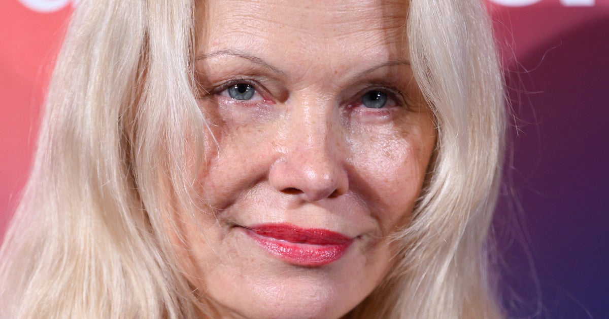 NextImg:Pamela Anderson Says She Struggled With Depression ‘For A Couple Of Decades’