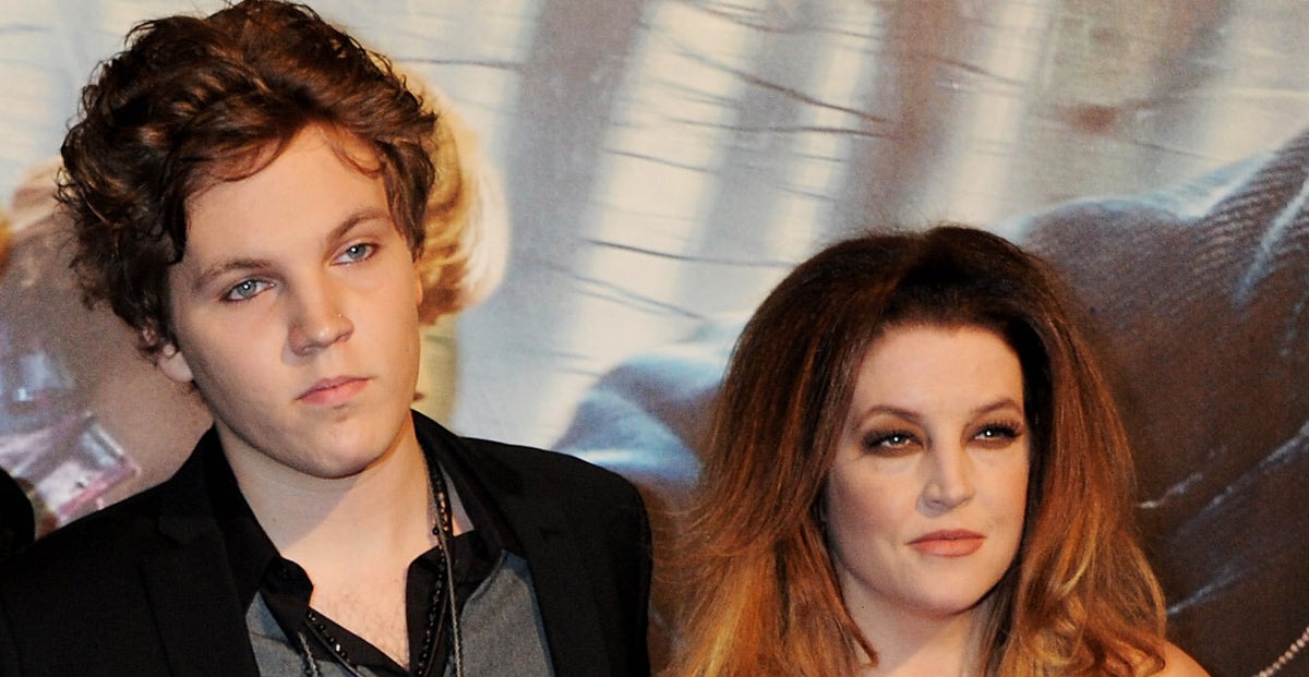 Lisa Marie Presley Kept Dead Son’s Body On Dry Ice For 2 Months After Death