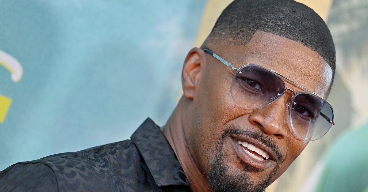 NextImg:Jamie Foxx Says It Was ‘Excruciating’ Joking About His Heath Scare In New Stand-Up Special