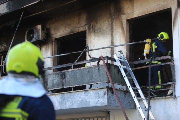 Νεκρός άνδρας μετά από πυρκαγιά σε διαμέρισμα στην οδό Φυλής της Αθήνας.