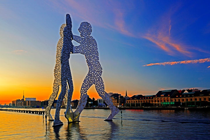 Molecule Man, Kunstwerk an der Spree, Berlin