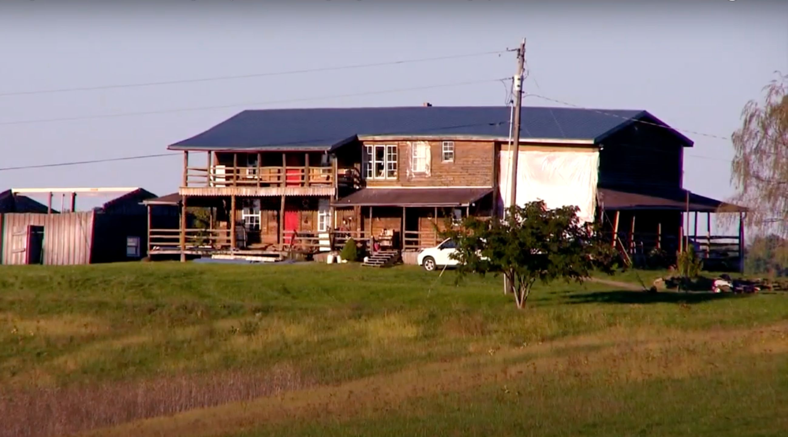 Woman Arrested After Police Find Human Remains In Mom's Oven | HuffPost ...