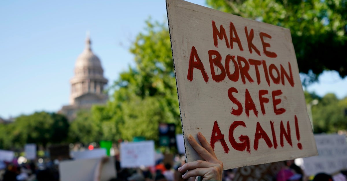 NextImg:Texas Man Drops Lawsuit Against Women He Accused Of Helping His Wife Get Abortion Pills