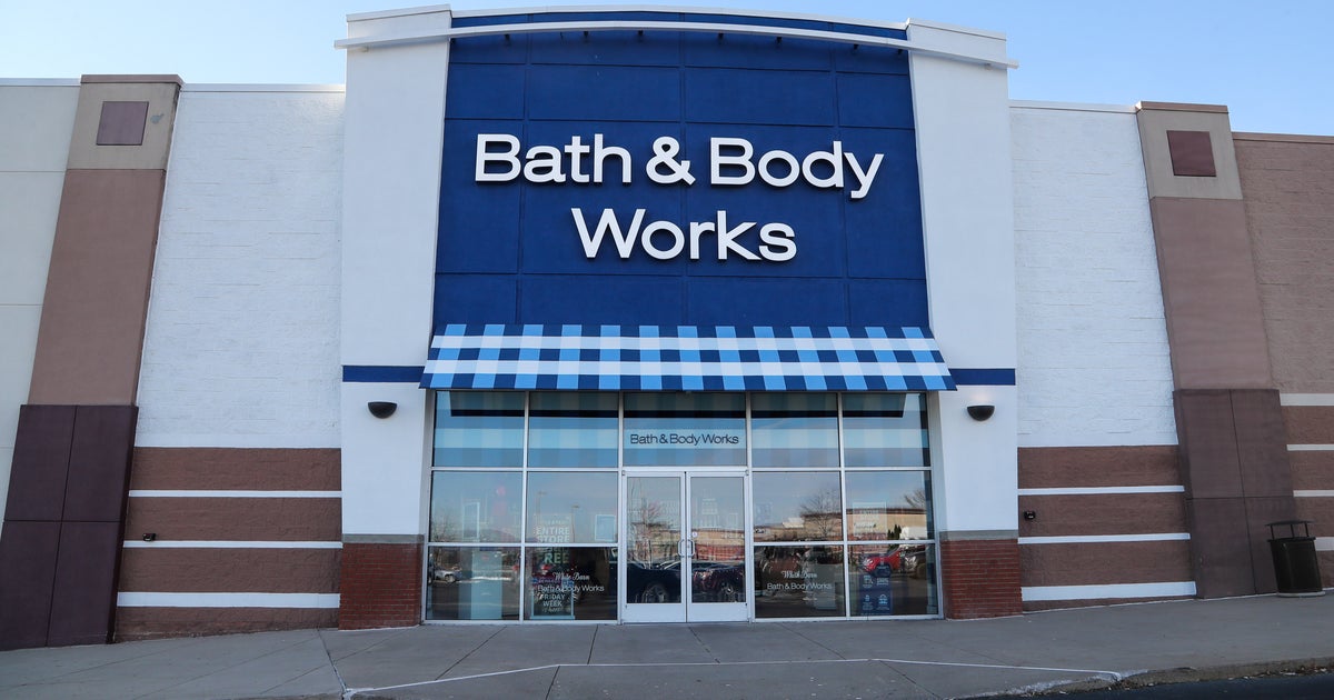 NextImg:Bath & Body Works Pulls Candle Packaging That Some Said Evoked Ku Klux Klan