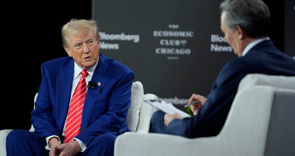 NextImg:Trump Defends Economy-Busting Tariff Plans In Wandering Remarks In Chicago