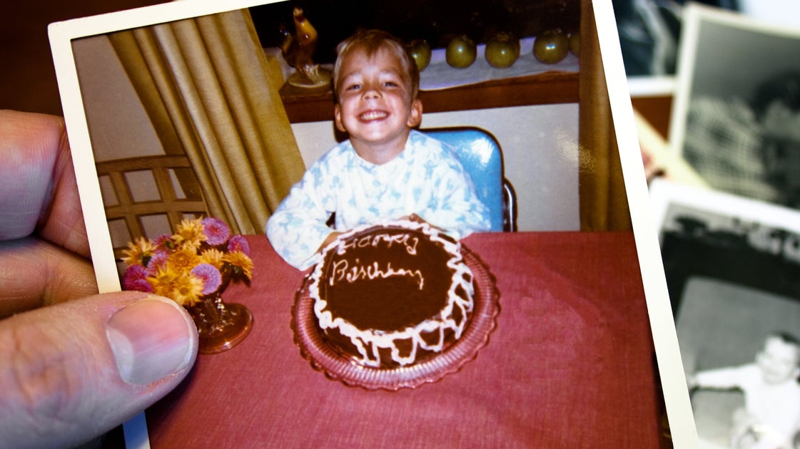 Image for article Were Empty Nesters. Heres What We Regret Not Doing When Our Kids Lived At Home.