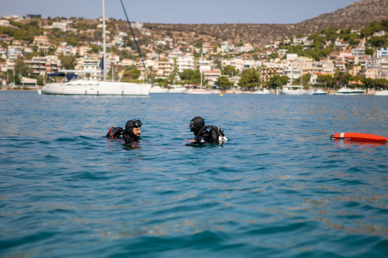 Θαλάσσιες έρευνες με δύτες, υποβρύχιες κάμερες και drones από Aegean Rebreath και ΕΛΚΕΘΕ.