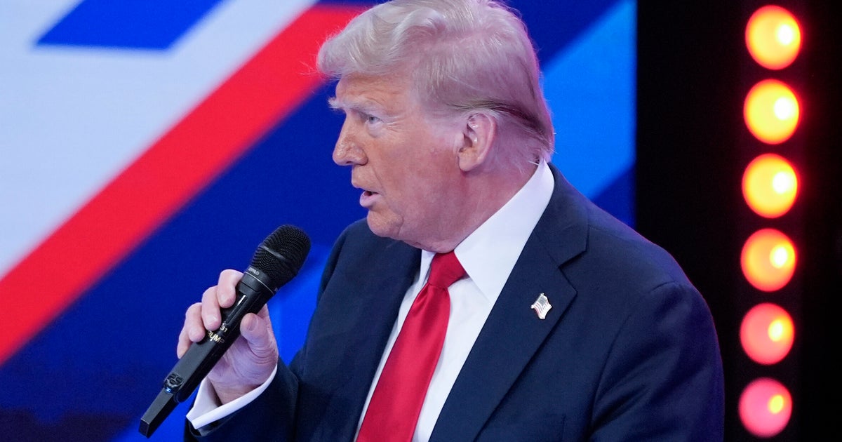 NextImg:Trump Defends Spreading Lies That Immigrants Are Eating Pets And ‘Other Things, Too’