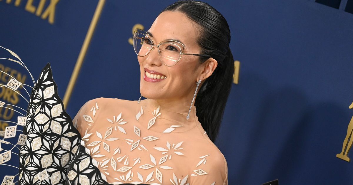 17 Spot-On Lines About Womanhood From Ali Wong