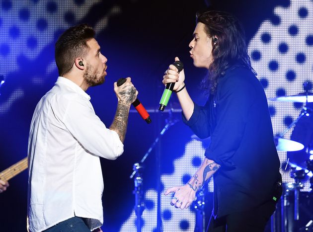 Liam Payne and Harry Styles perform together in Los Angeles in 2015.