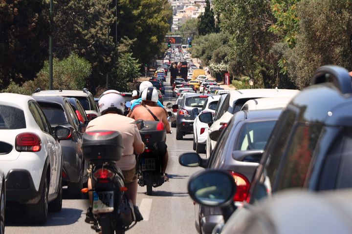 Πρόστιμα θα λάβουν έως το τέλος Οκτωβρίου, οι ιδιοκτήτες με ανασφάλιστα οχήματα και χωρίς τεχνικό έλεγχο.