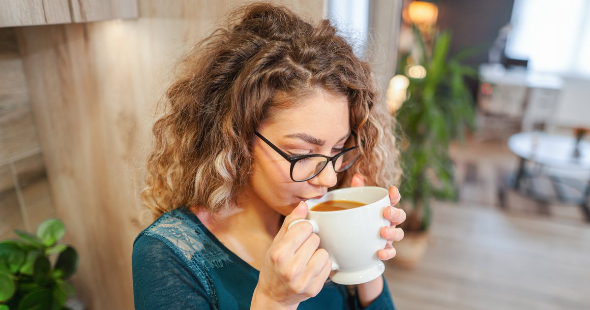 NextImg:Loving Drinking Coffee? Here's The 1 Thing You Definitely Shouldn't Do, According To A Dentist