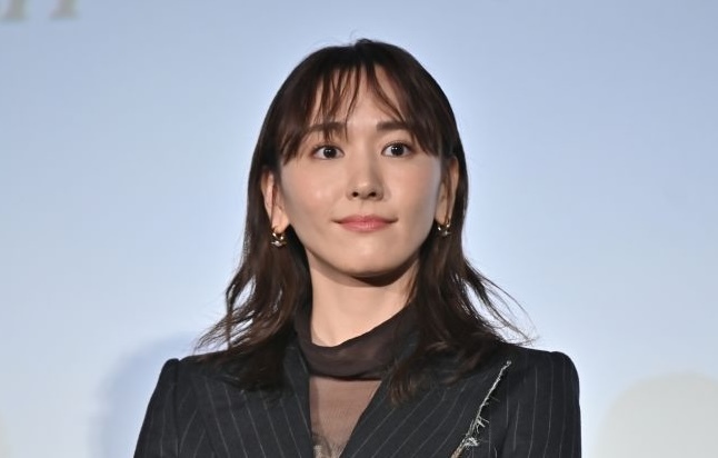 新垣結衣さんの「幸せ時間」に絶対に欠かせないアイテムとは？ 冬を感じる定番CMに今年も出演 | ハフポスト アートとカルチャー