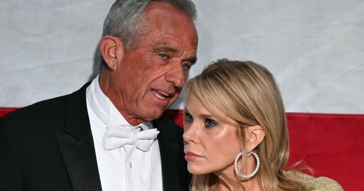 Cheryl Hines Hints At RFK Jr. Sexting Scandal