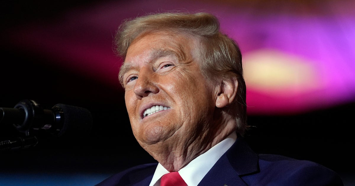 NextImg:Trump Once Told The Arnold Palmer Penis Story In An Even Weirder Setting: Book