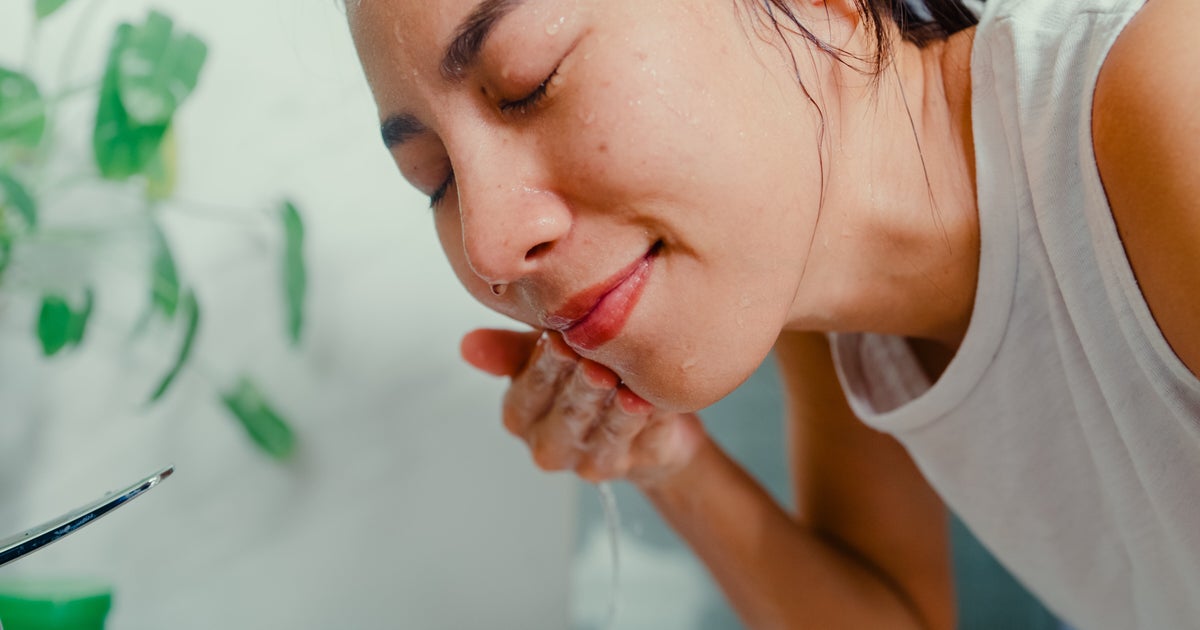 NextImg:Dermatologists Say Your Wash Cloth Is Gross. Here's The Gentle Product You Could Be Using Instead.
