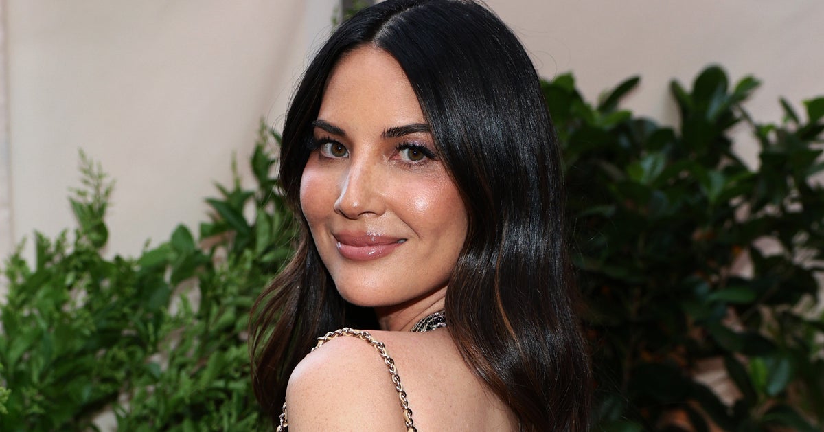 NextImg:Olivia Munn Bares Mastectomy Scars In Topless Skims Campaign