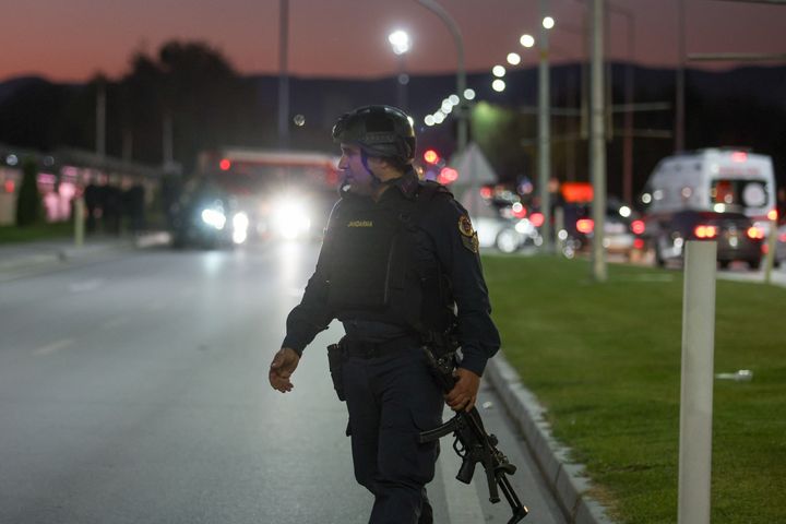 Μέλος της τουρκικής στρατοχωροφυλακής στην είσοδο της ΤΑΙ