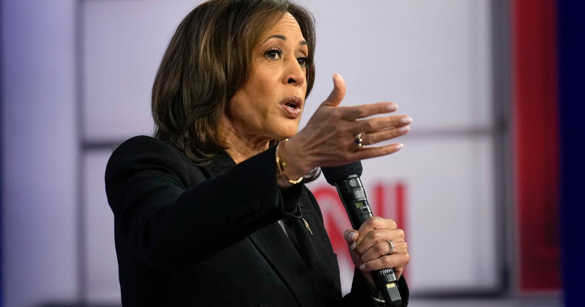NextImg:Kamala Harris Says Yes, She Thinks Trump Is A Fascist