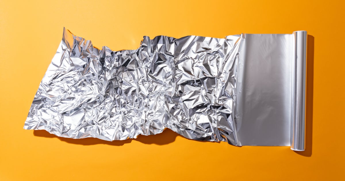 NextImg:Wait, So Is It Safe To Cook With Aluminum Foil Or Not?!