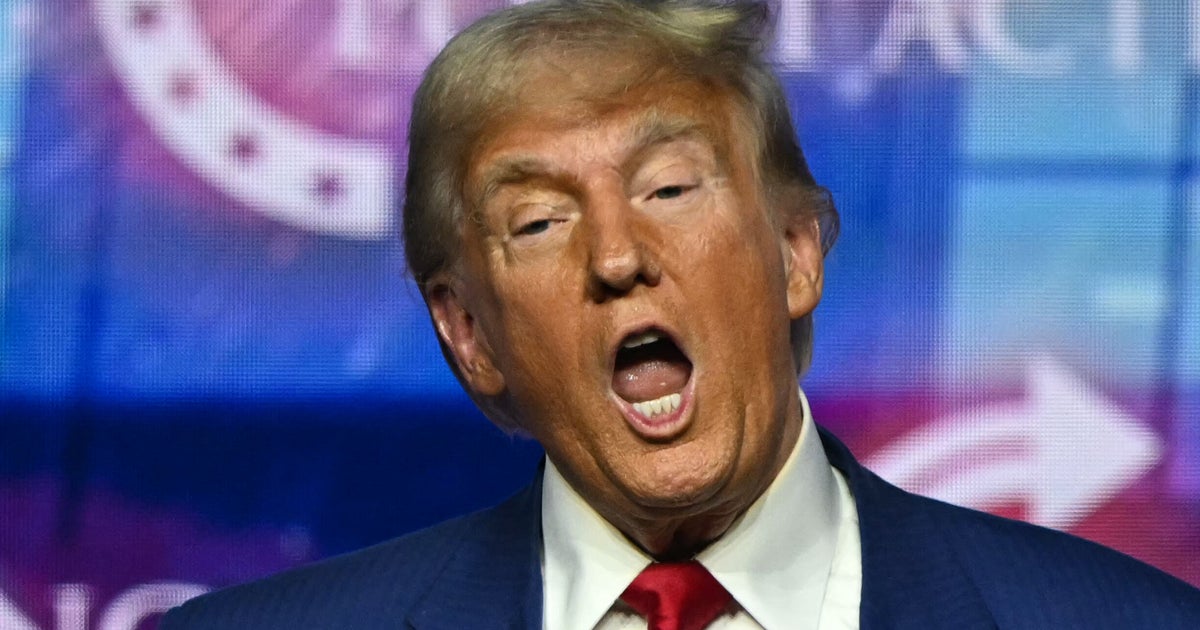 NextImg:233 Mental Health Professionals Spell Out Dangers Of Trump In Chilling Letter