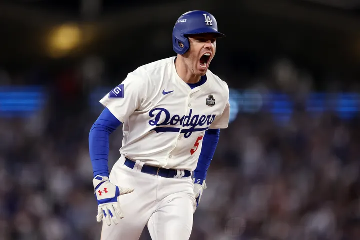 Freddie Freeman Hits Historic Walk-Off Grand Slam In Thrilling Dodgers World Series Win (huffpost.com)