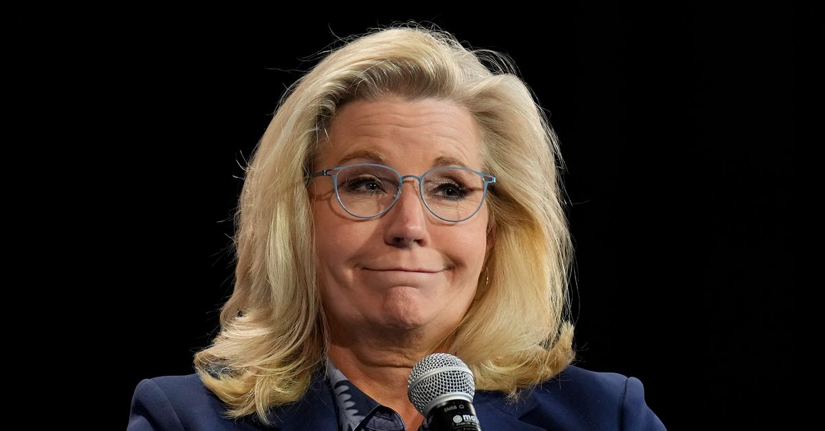 Liz Cheney Calls Out Washington Post Owner Jeff Bezos After Paper’s Decision To Not Endorse