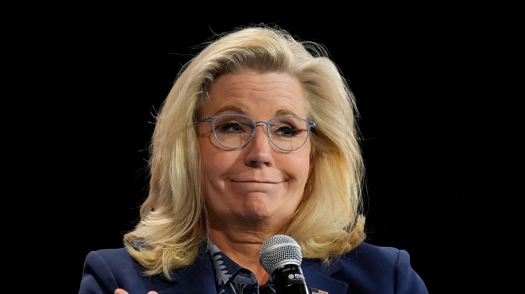 Liz Cheney Calls Out Washington Post Owner Jeff Bezos After Paper’s Decision To Not Endorse (huffpost.com)