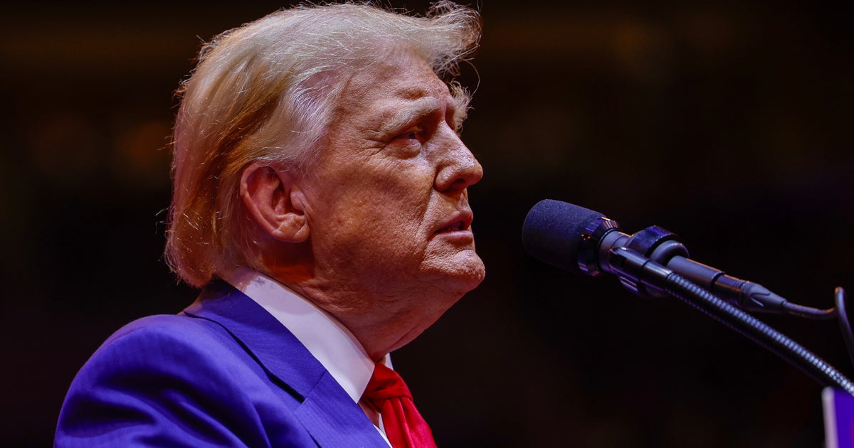 NextImg:‘Pure Fascism’: Authoritarianism Expert Breaks Down Trump’s Madison Square Garden Rally