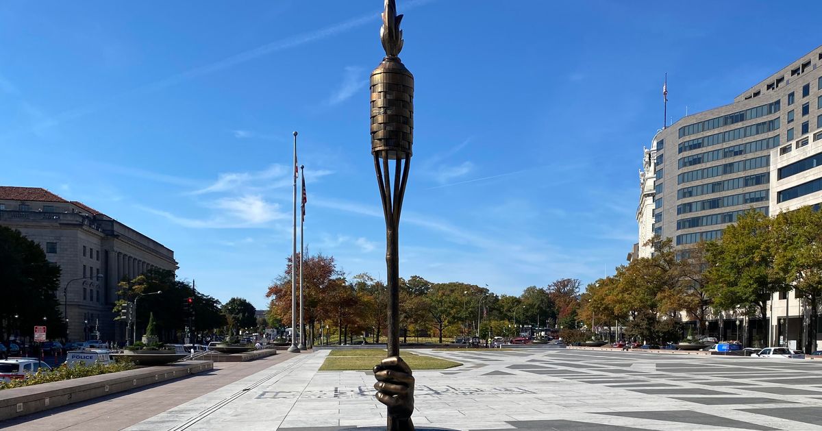 Mysterious Tiki Torch Monument Honors Trump For Calling Neo-Nazis ‘Very Fine People’