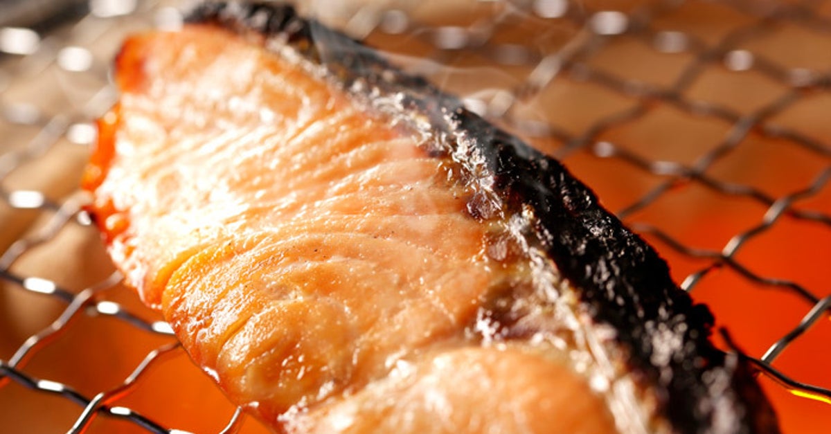 知ってる？美味しい魚の焼き方。皮と身はどっちが下？旨味を逃がさないのがポイント | ハフポスト LIFE