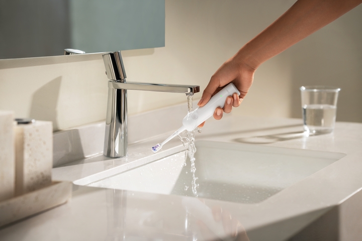 The Laifen Wave is water resistant and convenient to clean.