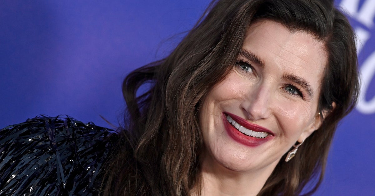 Kathryn Hahn Is The First Woman To Show Her Bare Butt In MCU