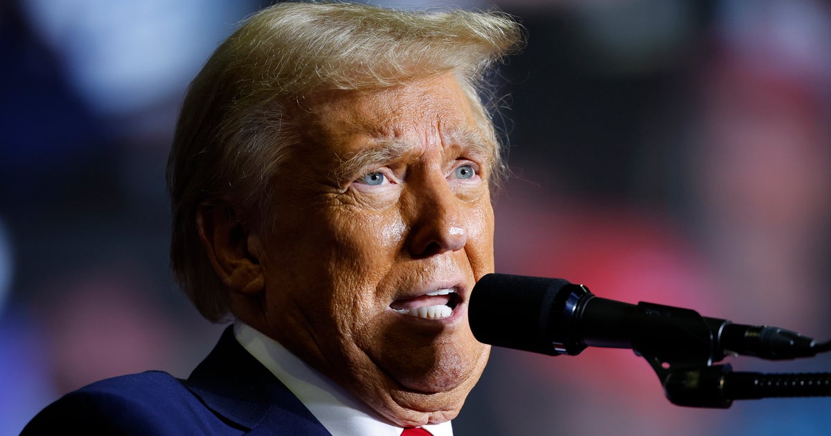 NextImg:CNN Data Reporter Pinpoints Historical Polling Detail That May Doom Trump