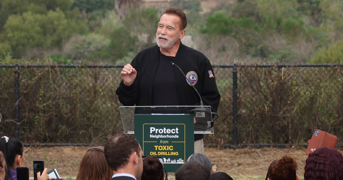 NextImg:Arnold Schwarzenegger Endorses Kamala Harris, Slams Donald Trump As 'Un-American'