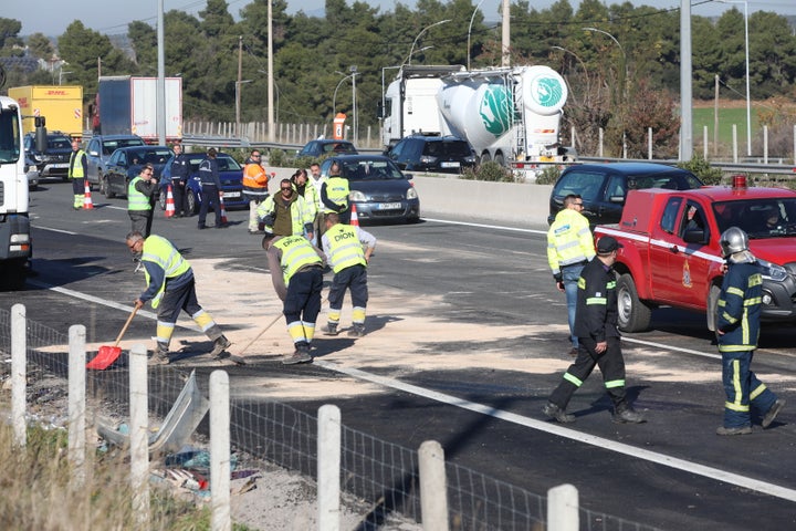 Καραμπόλα στην Εθνική Οδό. (Φωτογραφία αρχείου)